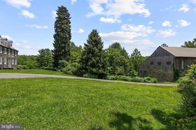 453 Bayard Rd, Kennett Square, PA 19348 - view of grassy yard with an outbuilding