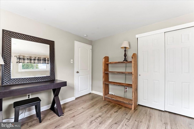 15 Pearson Dr, Springfield, PA 19064 - home office with wood finished floors and baseboards