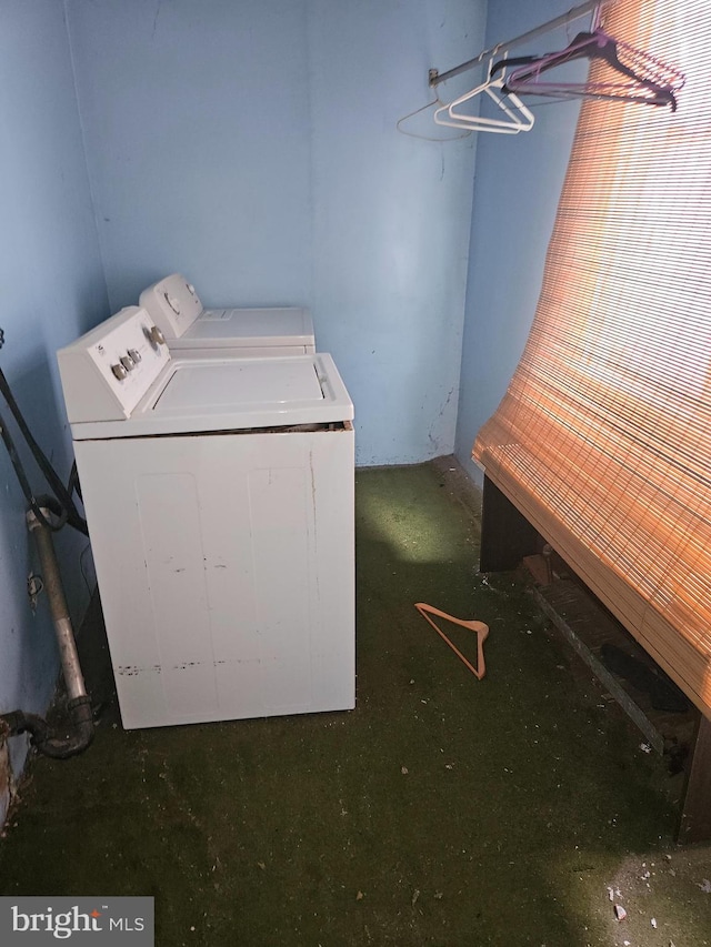 194 Blackwood Ave, Franklinville, NJ 08322 - washroom with independent washer and dryer