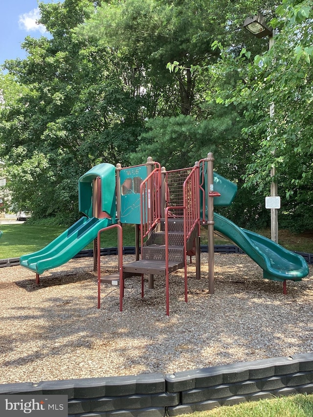 3703 Elberta Ln, Marlton, NJ 08053 - view of community play area