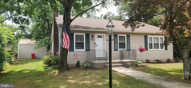 28 Victory Rd, Bridgeton, NJ 08302 - view of front of home featuring a front lawn