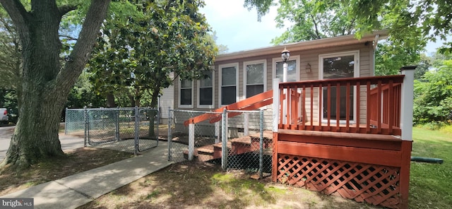 28 Victory Rd, Bridgeton, NJ 08302 - rear view of property featuring a gate and a deck