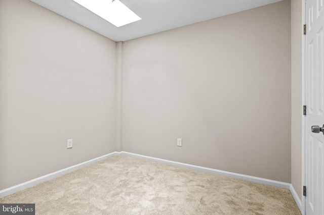 2328 E Hoffman St, Baltimore, MD 21213 - carpeted spare room featuring baseboards