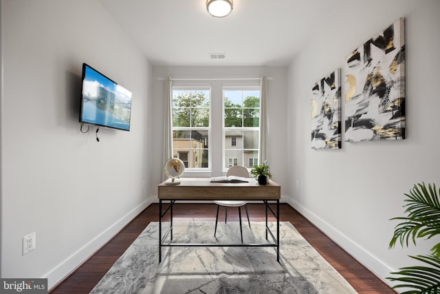 1411 Key Blvd Unit 411, Arlington, VA 22209 - office featuring dark wood-style flooring