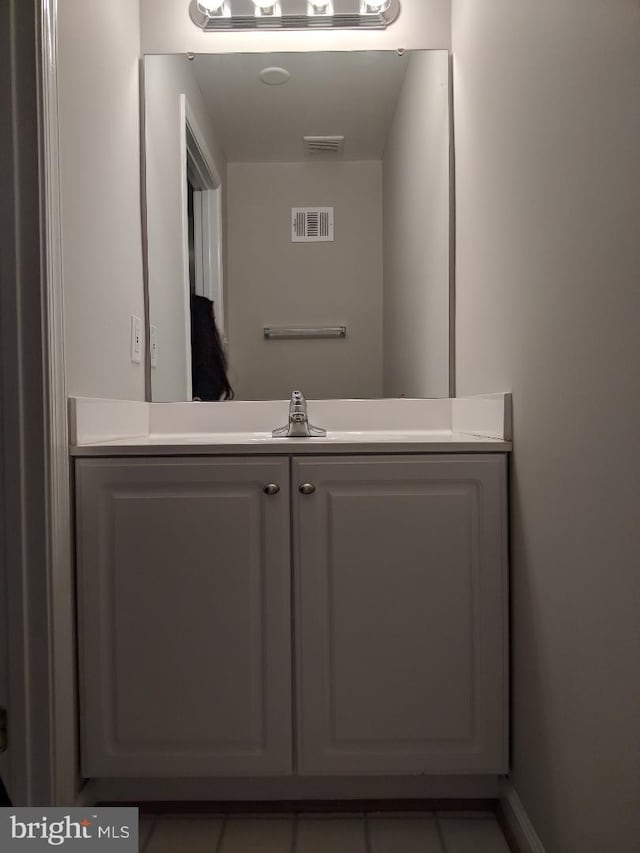 46838 Graham Cove Sq, Sterling, VA 20165 - bathroom with vanity