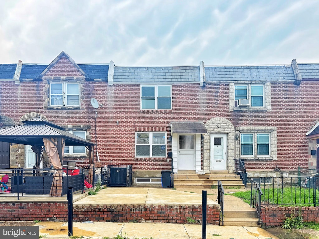 3905 Claridge St, Philadelphia, PA 19124 - multi unit property featuring a gazebo and brick siding