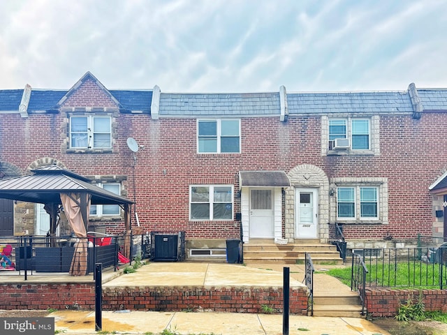 3905 Claridge St, Philadelphia, PA 19124 - multi unit property featuring a gazebo and brick siding