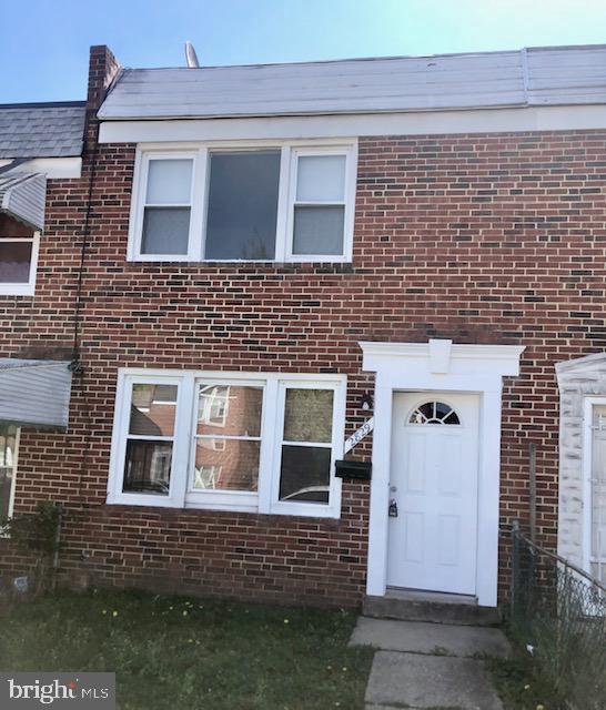 2829 Eastshire Dr, Baltimore, MD 21230 - view of front of house featuring brick siding