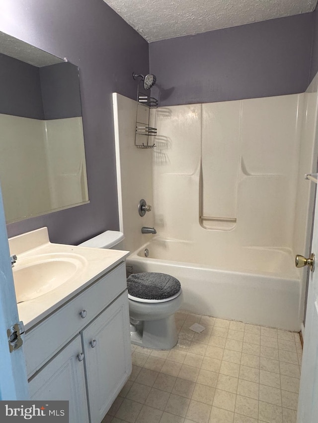1809 Labrott Ln, Annapolis, MD 21401 - full bath featuring a textured ceiling, shower / washtub combination, vanity, and tile patterned floors