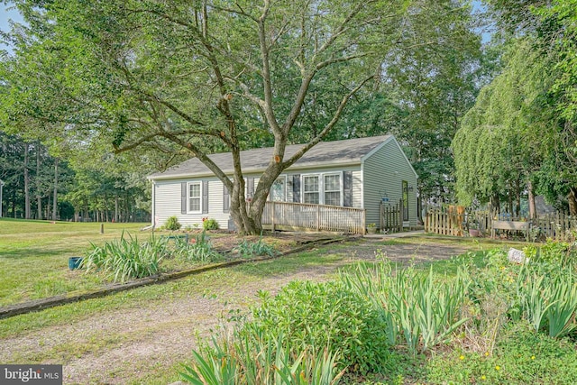 16 Pin Oak Dr, Atco, NJ 08004 - view of front of house