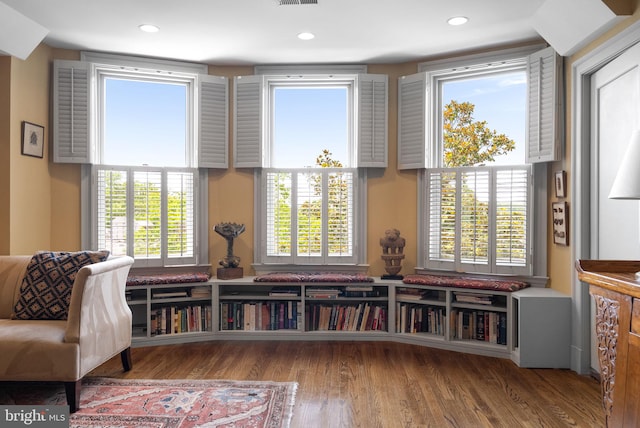 2230 California St NW Unit 5Cw, Washington, DC 20008 - sitting room featuring wood finished floors and recessed lighting