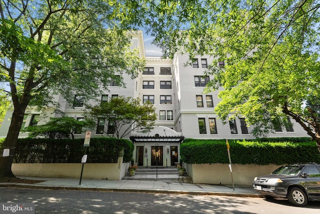 2230 California St NW Unit 5Cw, Washington, DC 20008 - view of building exterior