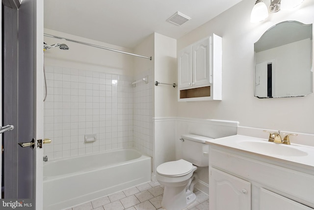4 Habersham Ct, Silver Spring, MD 20906 - full bath featuring vanity, tile patterned floors, and bathing tub / shower combination