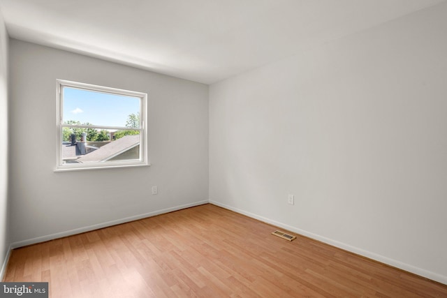 52 Anna Ct Unit 275, Gaithersburg, MD 20877 - unfurnished room with wood finished floors and baseboards