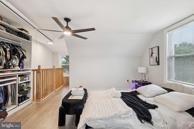 531 Redfern St, Hamilton, NJ 08610 - bedroom with lofted ceiling, light wood finished floors, and ceiling fan