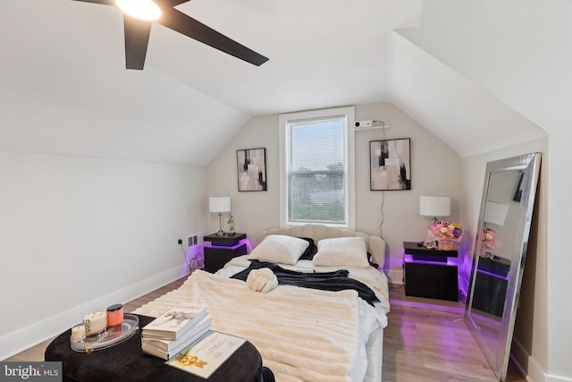 531 Redfern St, Hamilton, NJ 08610 - bedroom with wood finished floors and lofted ceiling