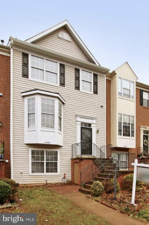 47680 Comer Sq, Sterling, VA 20165 - view of front of house