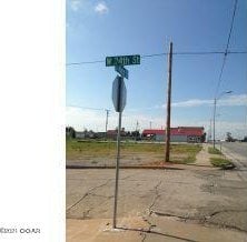 Listing photo 2 for 2318-2328 S Main St, Joplin MO 64804