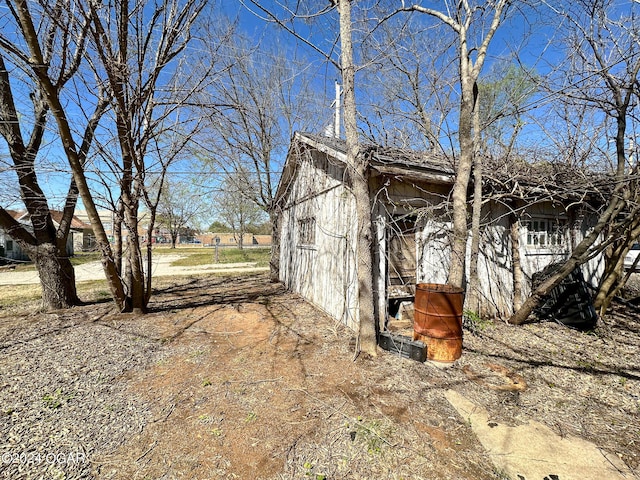 view of outdoor structure