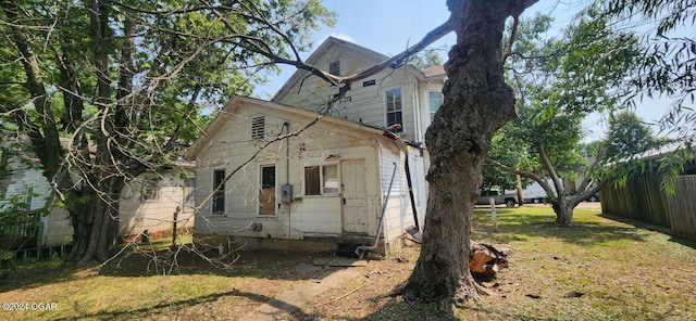 exterior space with a yard