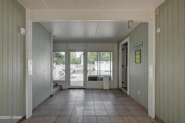 9825 County Rd 215, Webb City, MO 64870 - view of unfurnished sunroom