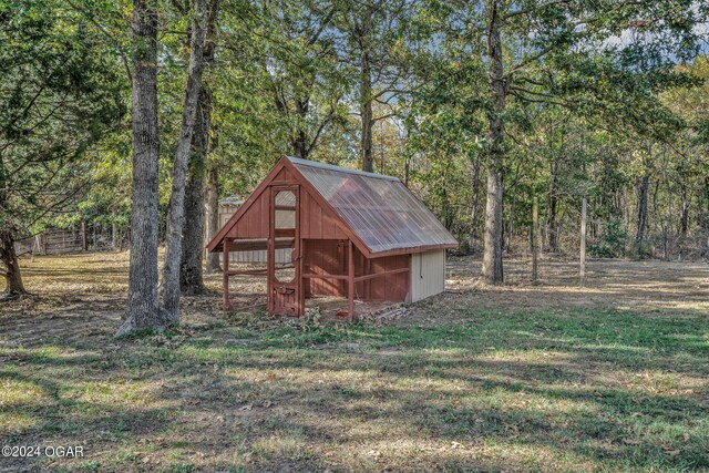 view of outbuilding