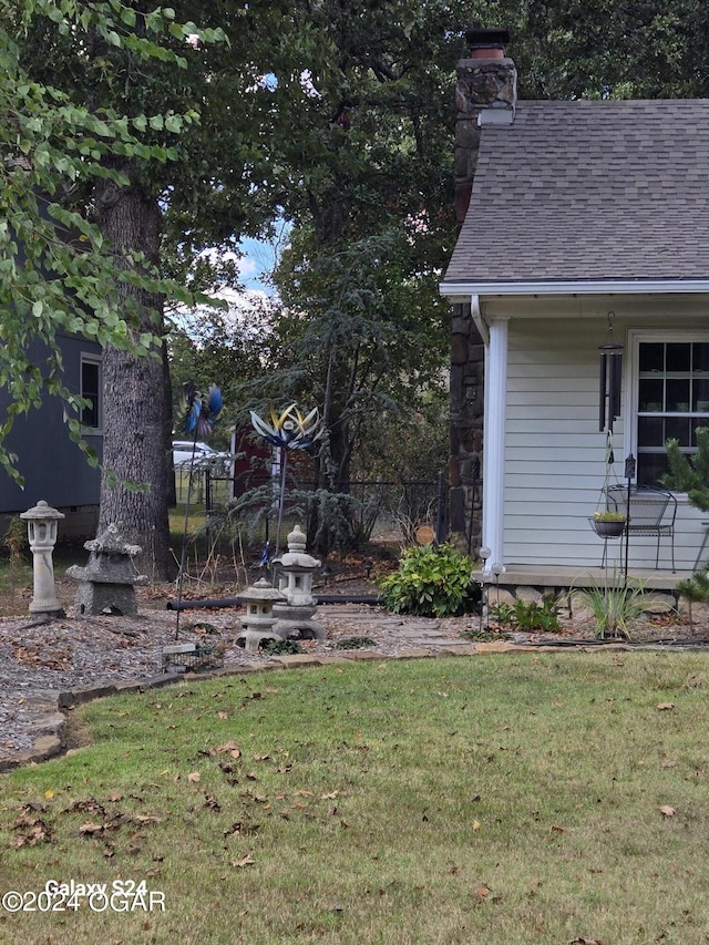 107 Foursome Ln, Carl Junction, MO 64834 - view of green lawn