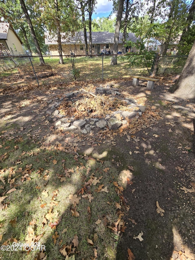 107 Foursome Ln, Carl Junction, MO 64834 - view of yard