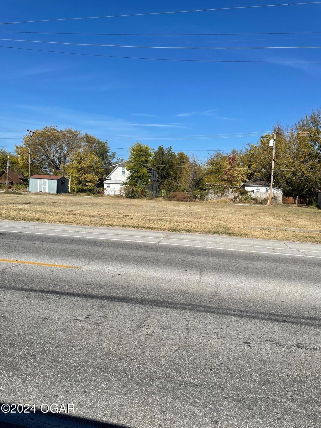 1321 E Broadway St, Joplin, MO 64801