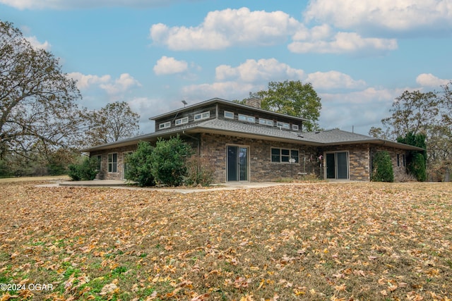 view of front of house