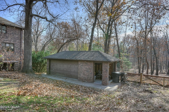 5623 Rivercrest Valley Dr, Joplin, MO 64804 - view of detached garage