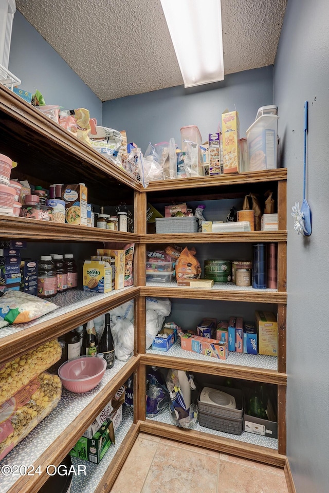 5623 Rivercrest Valley Dr, Joplin, MO 64804 - view of pantry