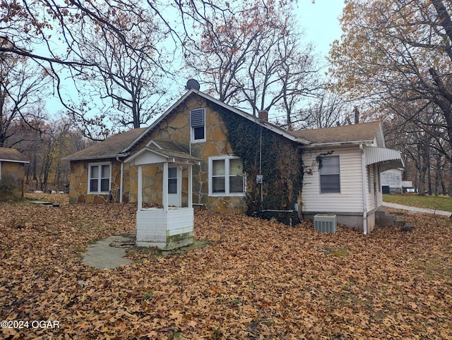 view of front of property with cooling unit