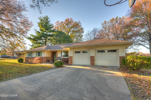 2141 Carrie St, Carthage, MO 64836 - photo 3