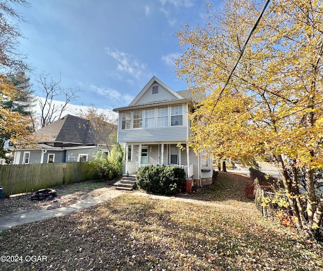 view of front of home with covered porch