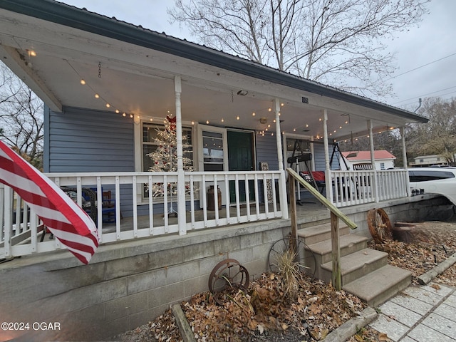 exterior space with a porch