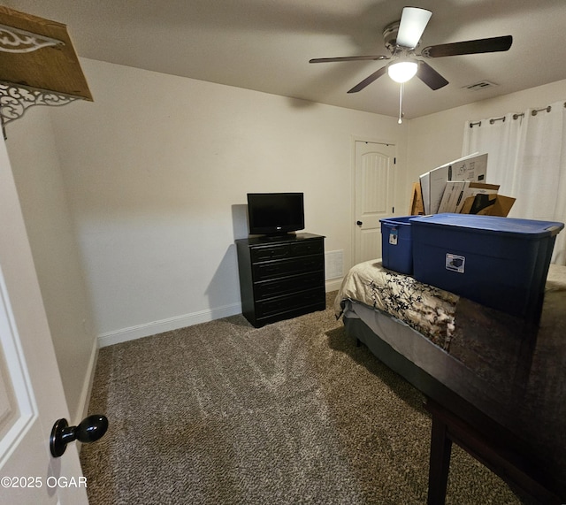 bedroom featuring carpet and ceiling fan