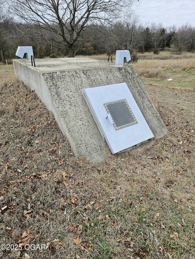 view of entry to storm shelter