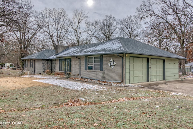 view of front of home with a garage