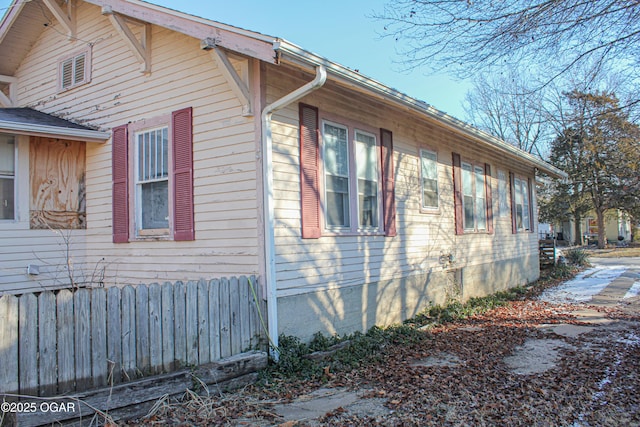 view of home's exterior