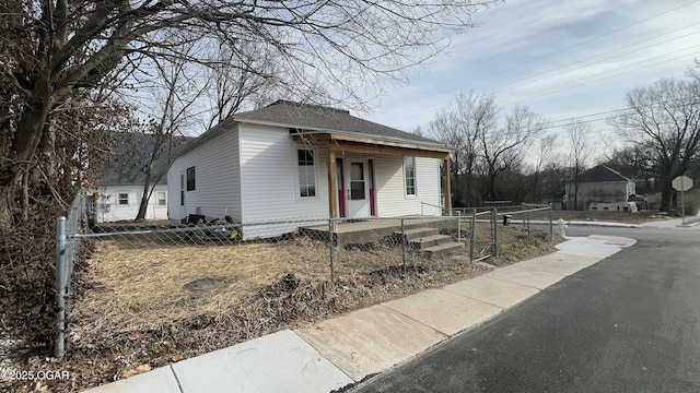 bungalow with a porch