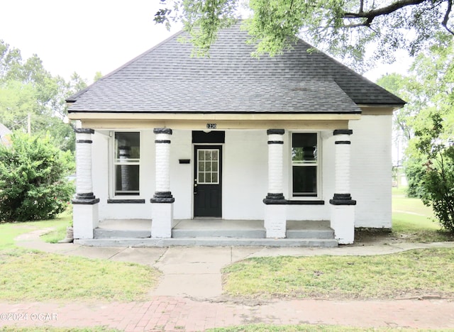 view of front of house with a porch