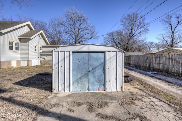 view of outbuilding