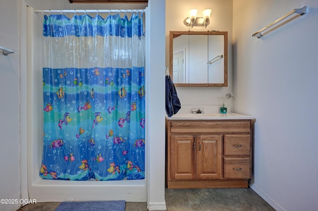 bathroom with a shower with curtain and vanity