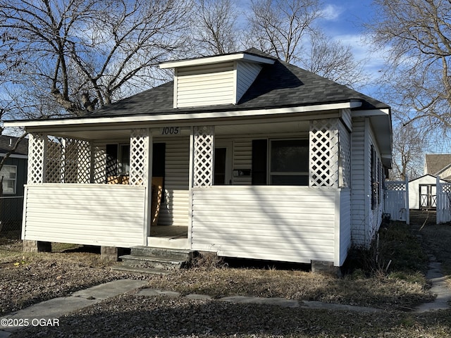 view of front facade featuring a porch