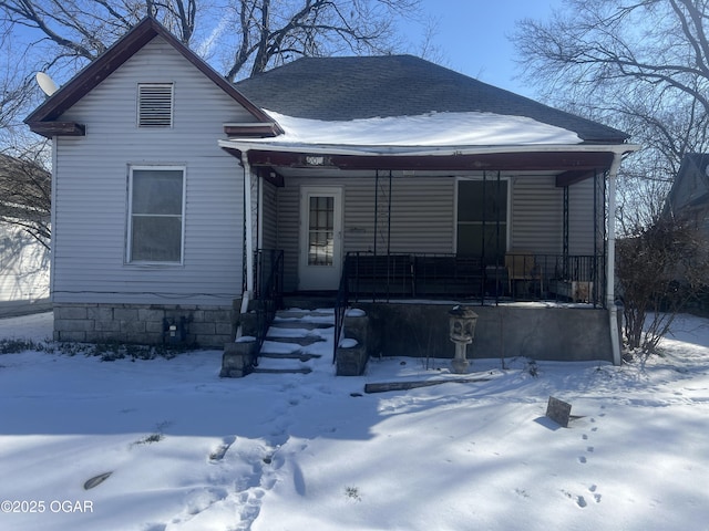 view of front facade with a porch