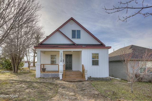 view of front of house with a porch