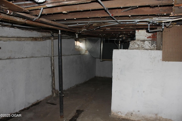 view of unfinished basement