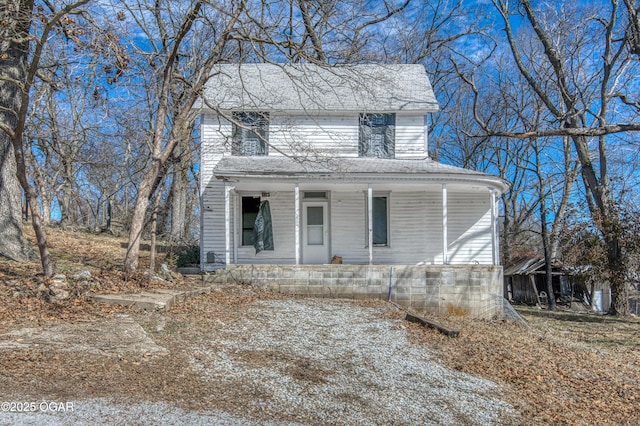 view of front of house with covered porch