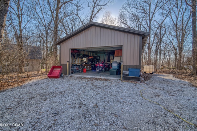 view of detached garage